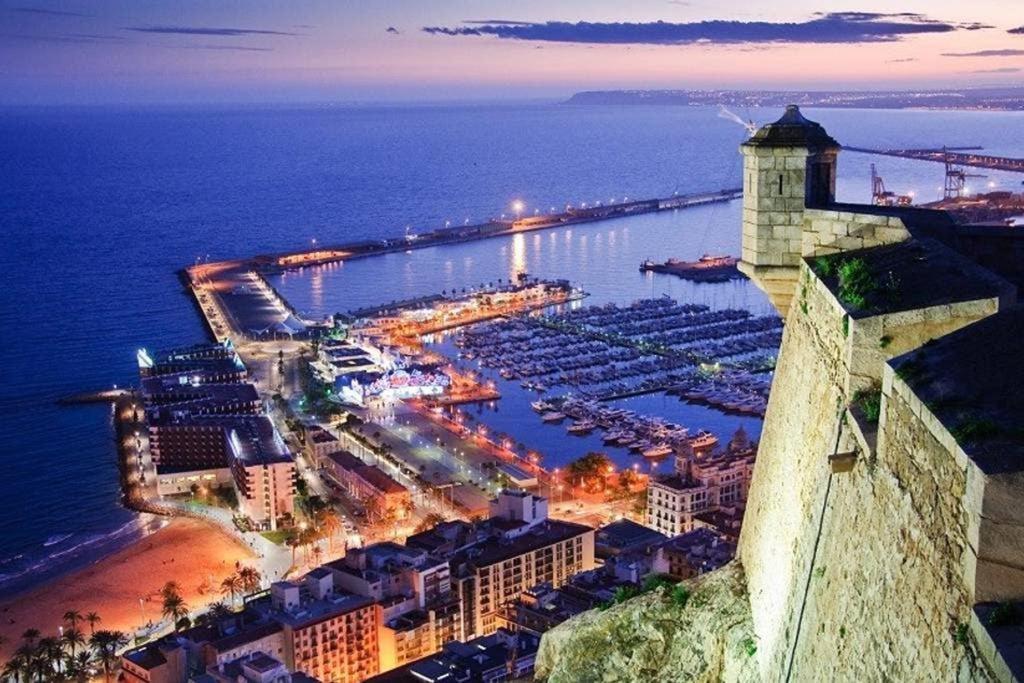Apartamento De Diseno Centrico A 5 Min De Playa Alicante Exteriör bild